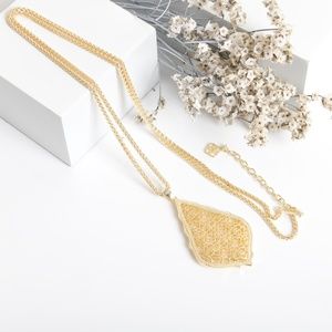 Kendra Scott Jewelry - Kendra Scott Aiden Long Pendant Necklace In Gold Kendra Scott Jewelry - Kendra Scott Aiden Long Pendant Necklace In Gold